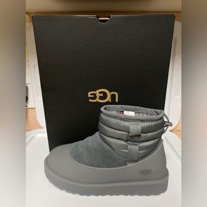 UGG Classic Mini Pull-on Weather Metal Suede Sheepskin Boots Size US 9 Men